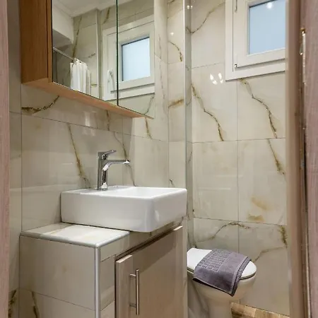 Apartment F & B Collection - Close To Seaside Boardwalk Thessaloniki